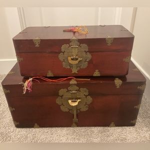 Asian Trunk/Chest Set with original locks